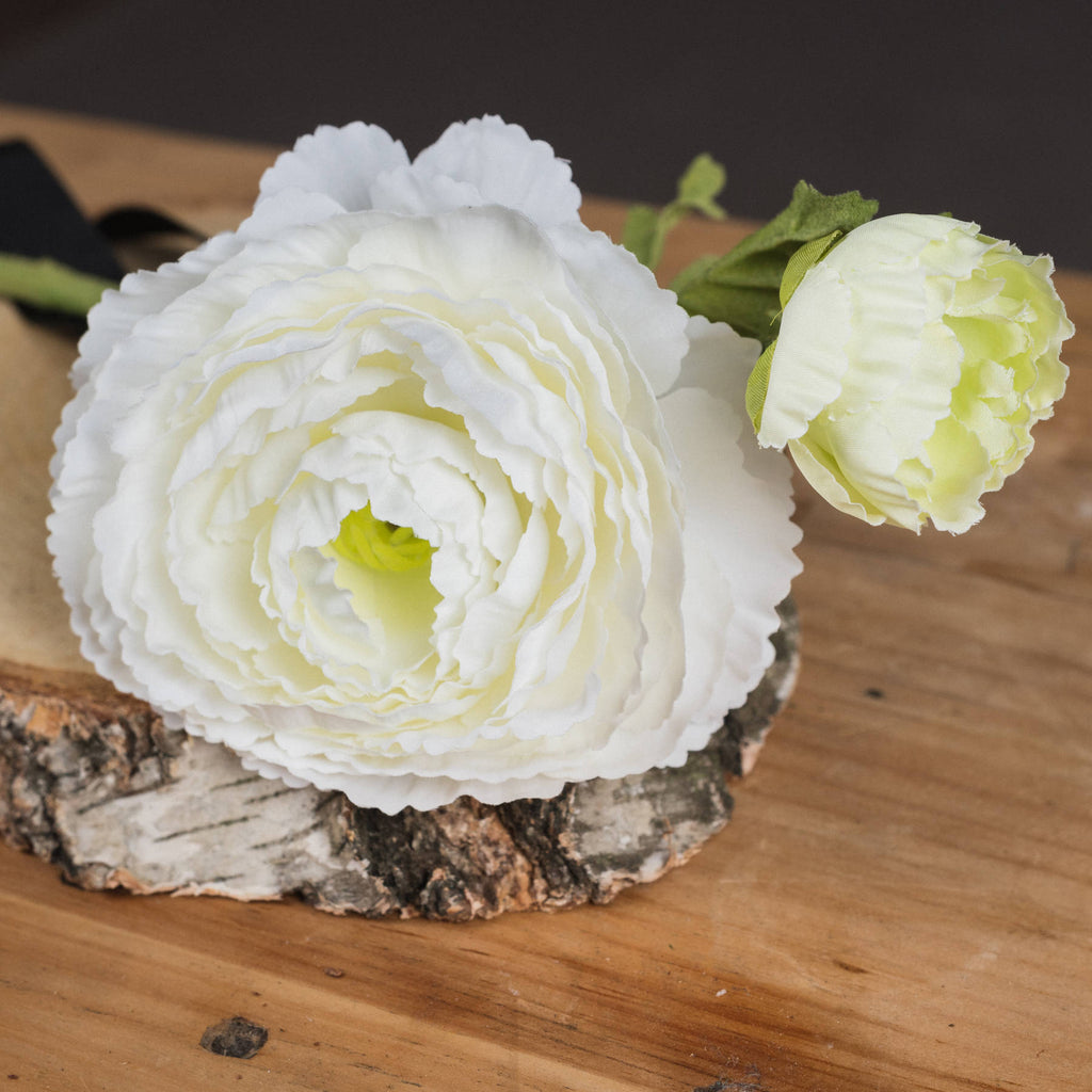 White Ranunculus Spray 45 cm
