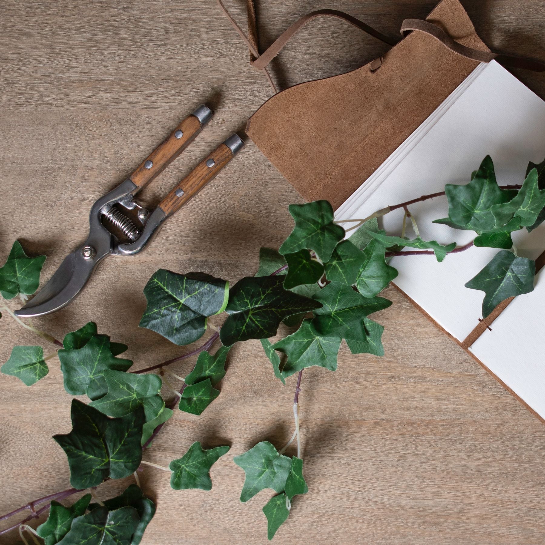 Ivy Garland 200 cm