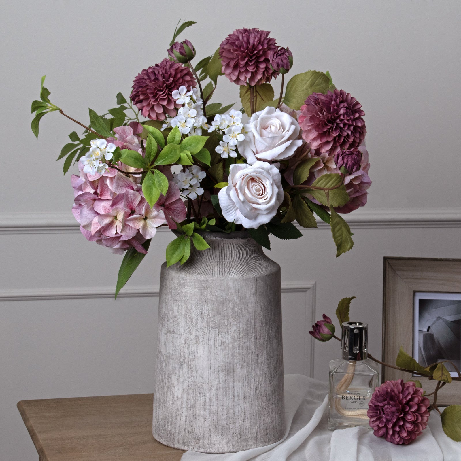 Bloomville Urn Stone Vase 31 cm