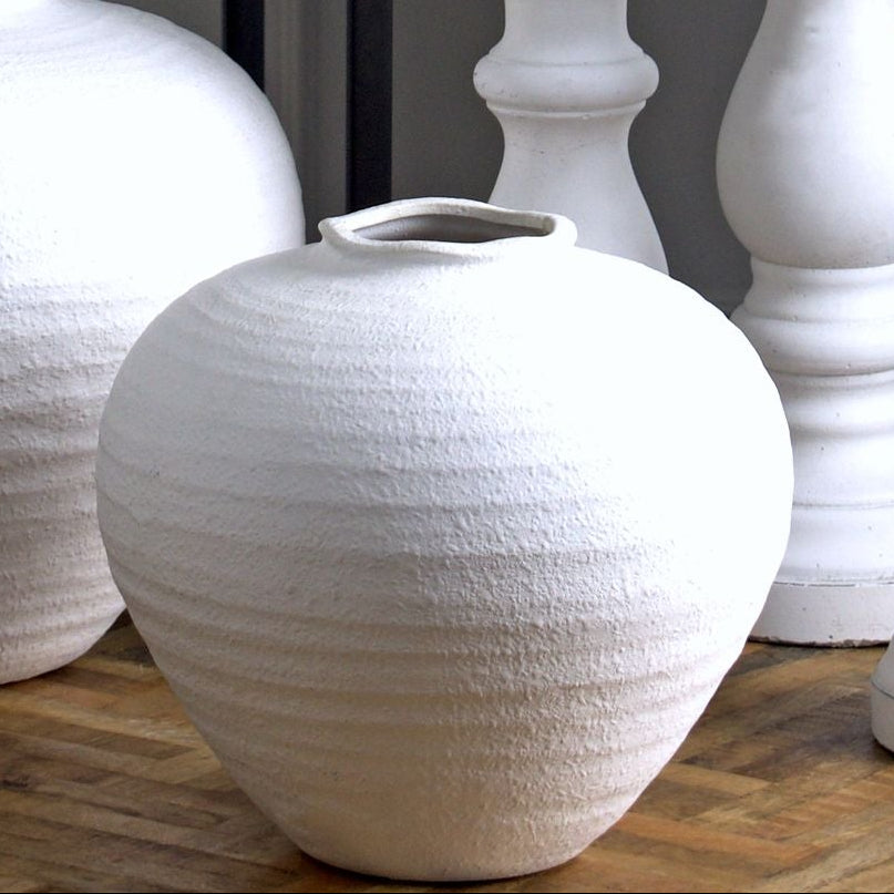 Regola Matt White Ceramic Vase 28 cm