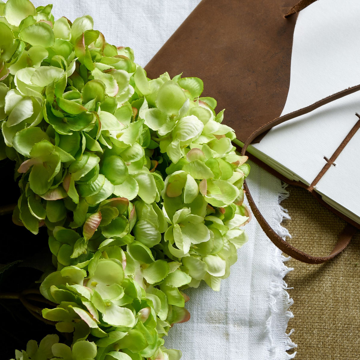 Green Hydrangea Bunch 47 cm