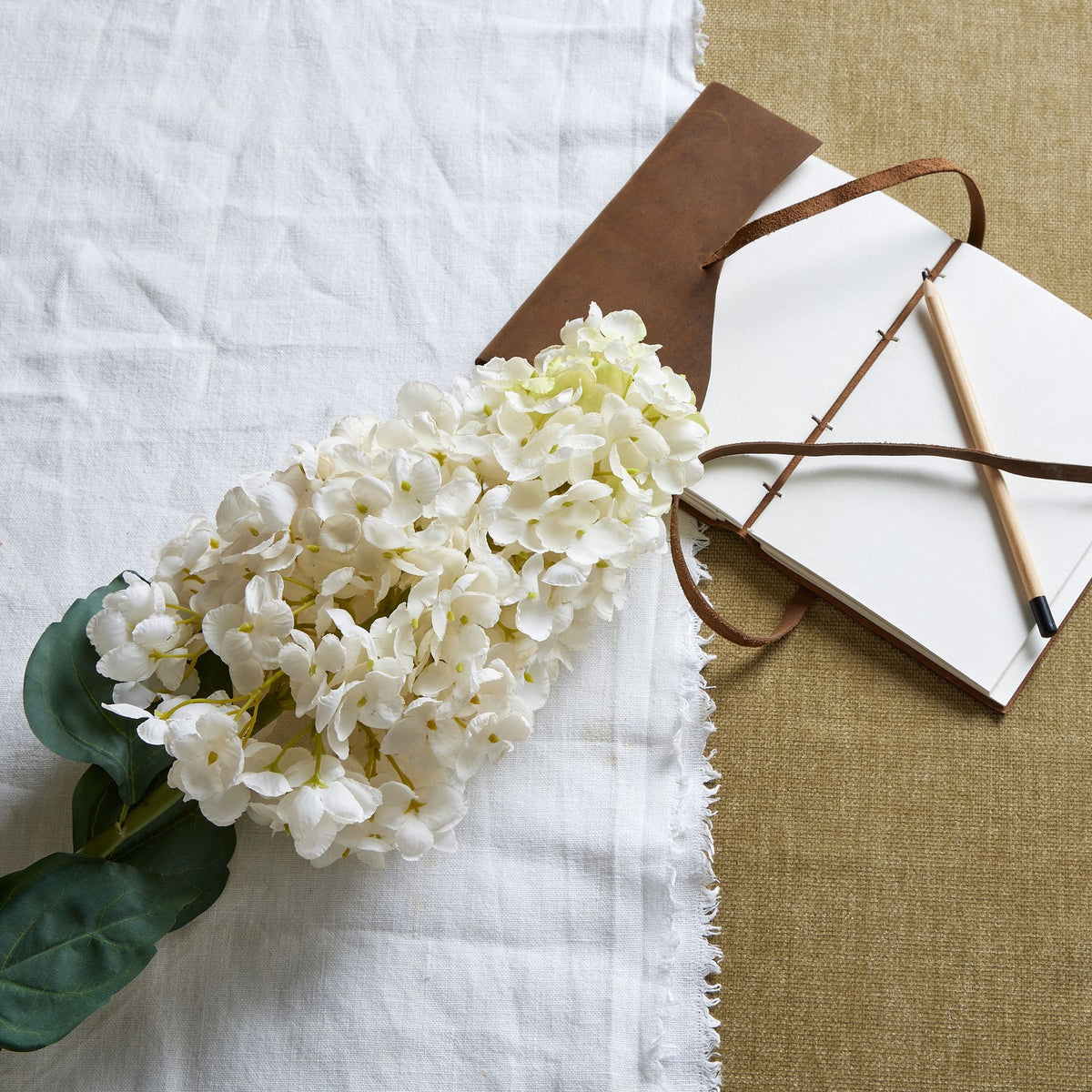 White  Spear Hydrangea 88 cm