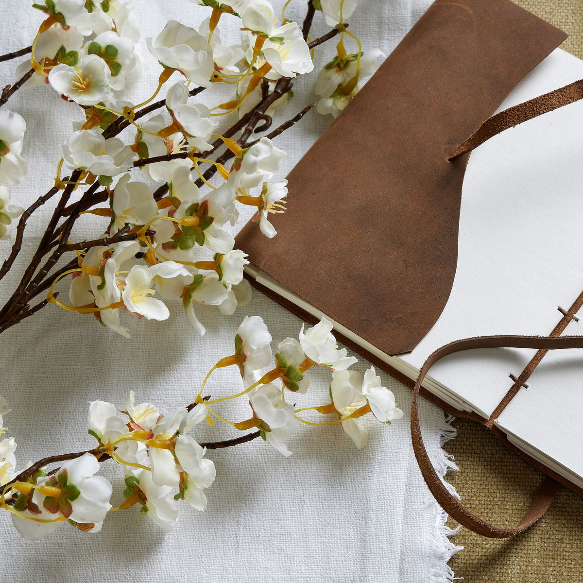 White Japanese Blossom 130 cm
