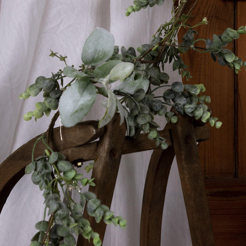 Led Winter Garland With Eucalyptus And Lambs Ear 153 cm