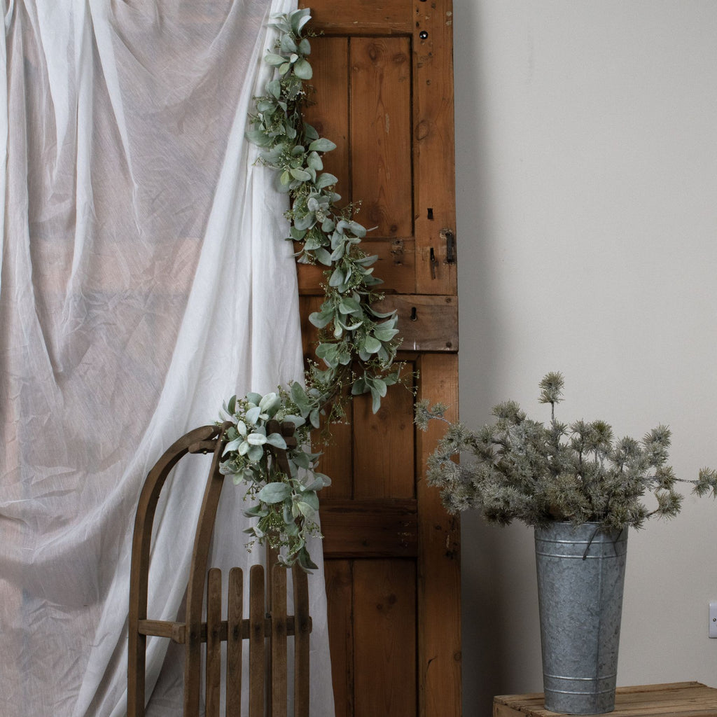Winter Garland With Lambs Ear And Wax Flower 153 cm