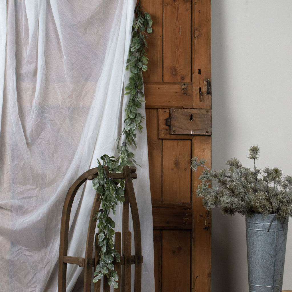 Frosted Pine And Eucalyptus Garland 180 cm