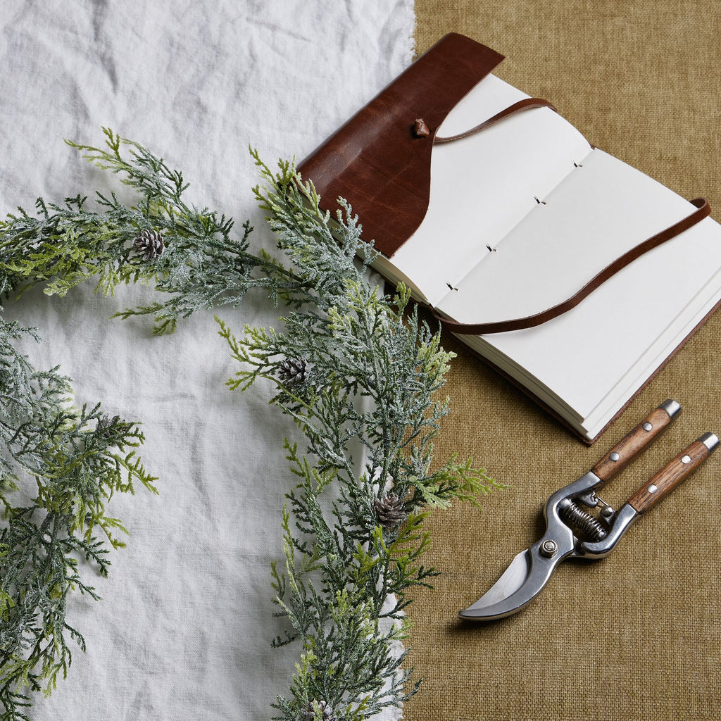 Frosted Pine Garland With Pinecones 180 cm