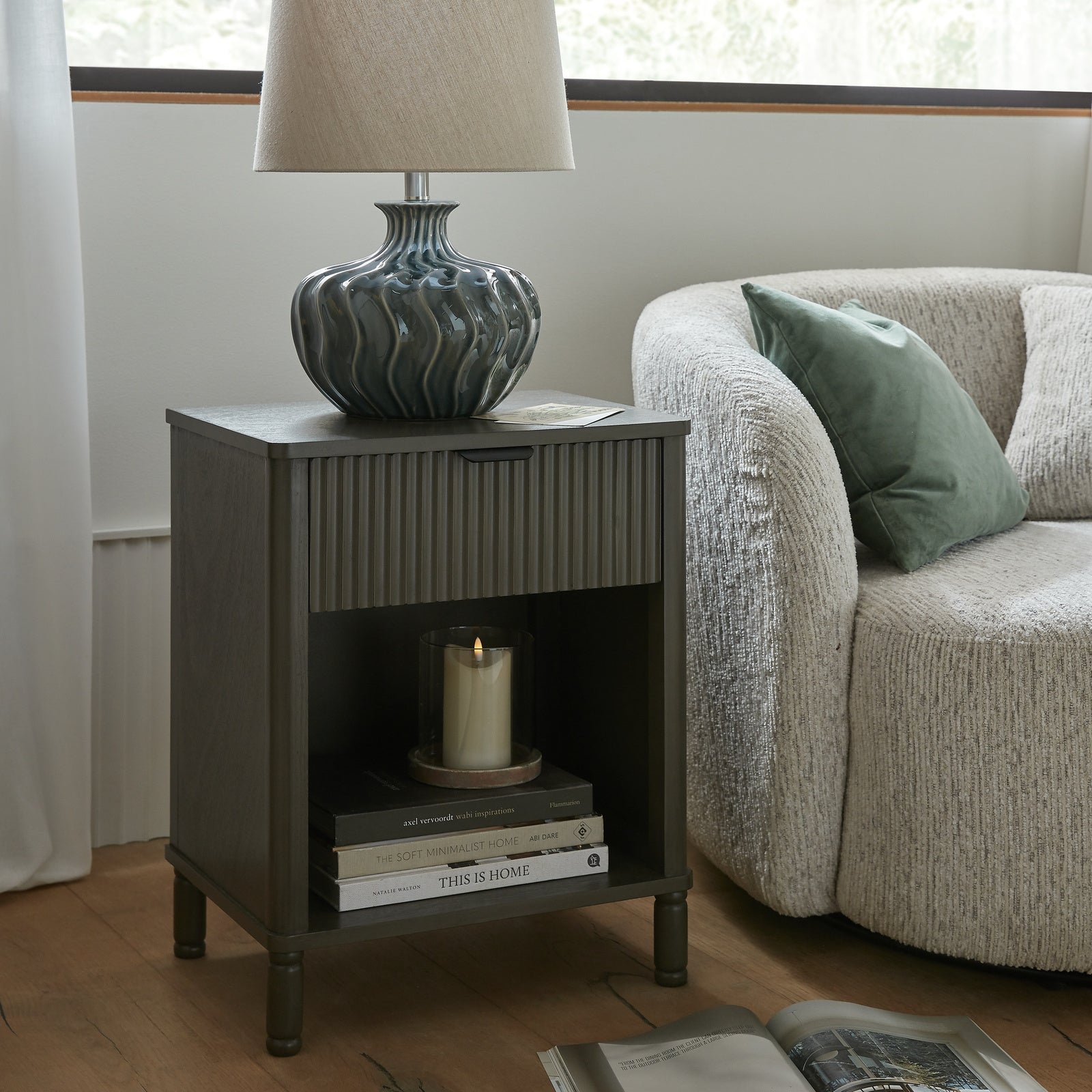 Noctis Veyla Ceramic Table Lamp With Linen Shade 51cm